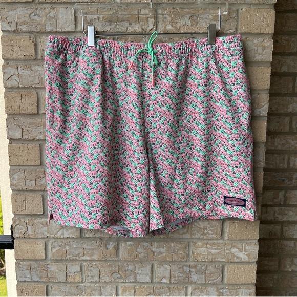 Vineyard Vines Other - Vineyard Vines Sea Breeze Floral 7'' Chappy Swim Trunk
